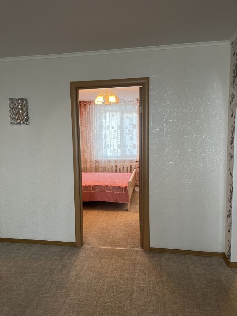 Продажа 3-комнатной квартиры, Энгельс, Фридриха Энгельса пр-кт,  16