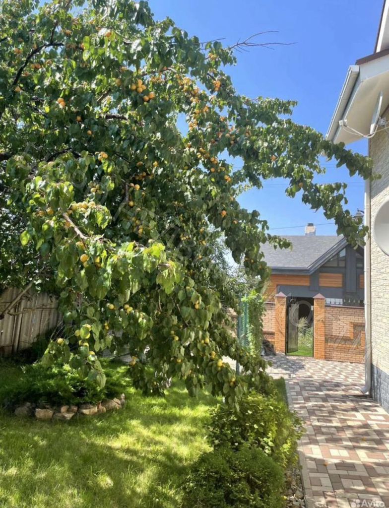 Продажа дома, 350м <sup>2</sup>, 15 сот., Хоперское, Советская,  2Е