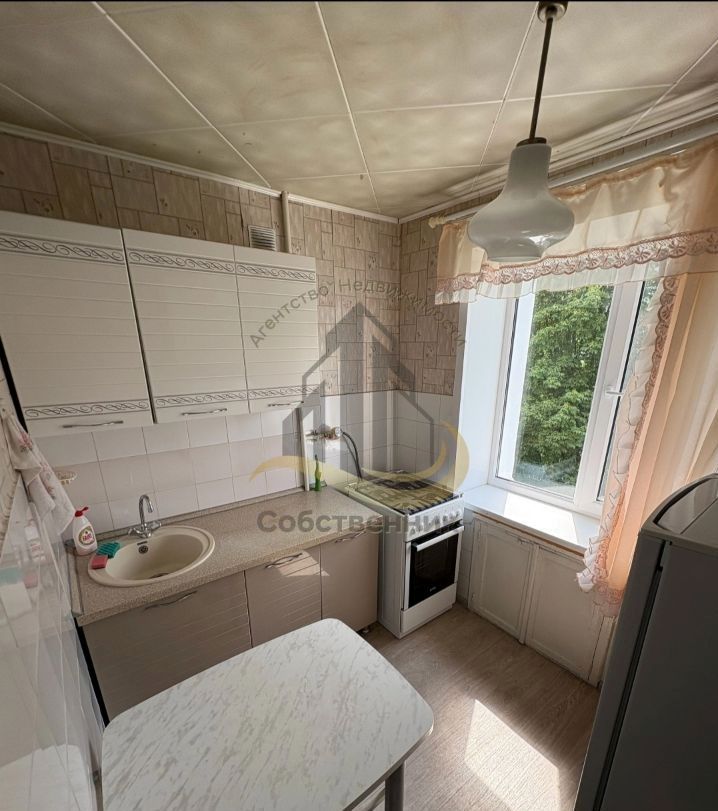 Аренда 2-комнатной квартиры, Губкин, Лазарева ул,  4