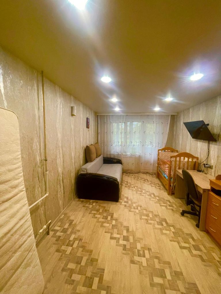 Продажа 3-комнатной квартиры, Нижний Новгород, Сергея Акимова ул,  8