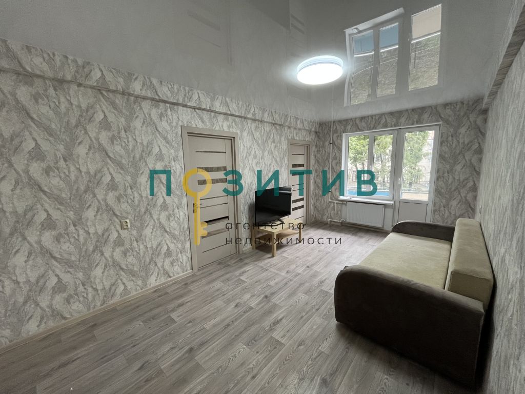 Продажа 3-комнатной квартиры, Ессентуки, Октябрьская ул,  433