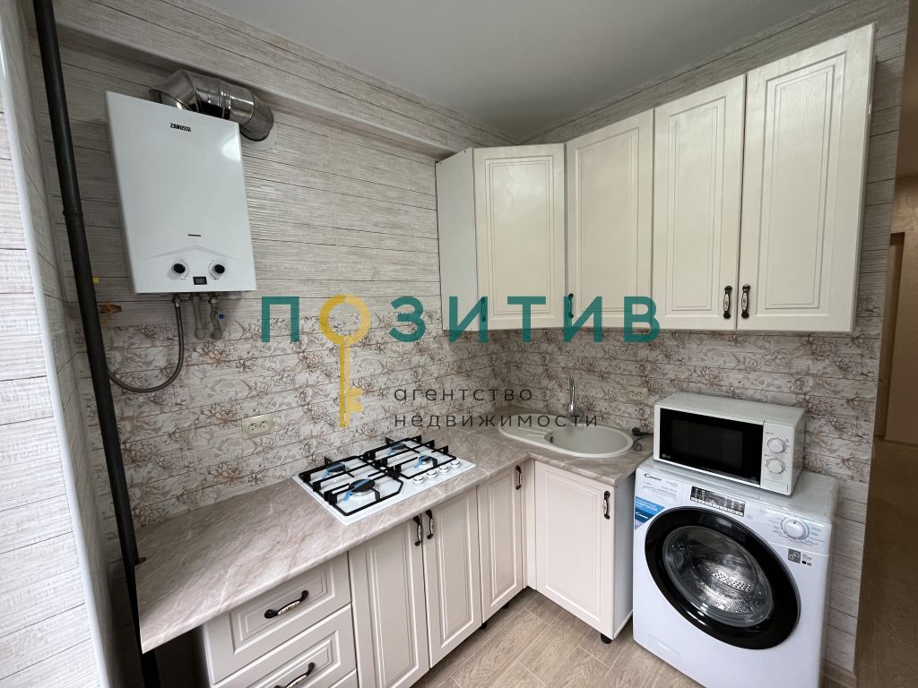 Продажа 3-комнатной квартиры, Ессентуки, Октябрьская ул,  433