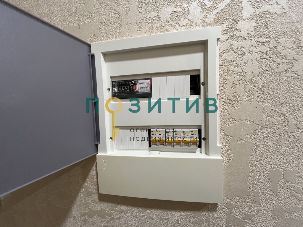 Продажа 3-комнатной квартиры, Ессентуки, Октябрьская ул,  433