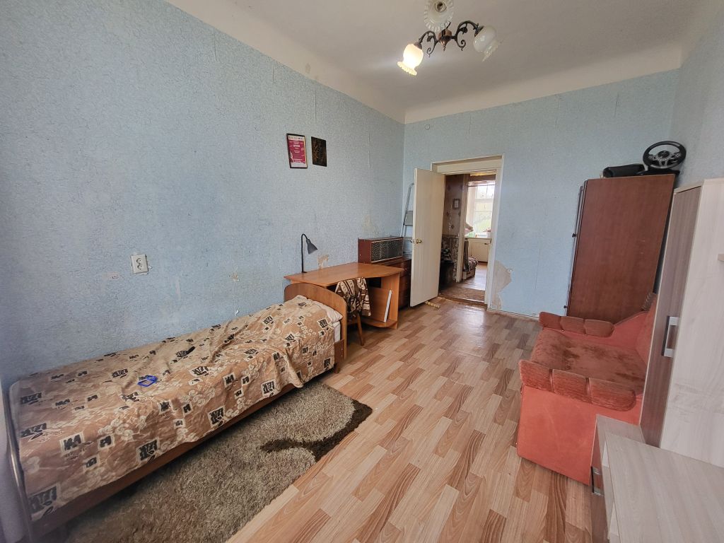 Продажа 3-комнатной квартиры, Кострома, Строительный проезд,  7