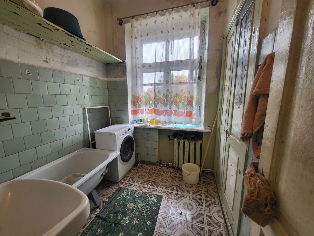 Продажа 3-комнатной квартиры, Кострома, Строительный проезд,  7