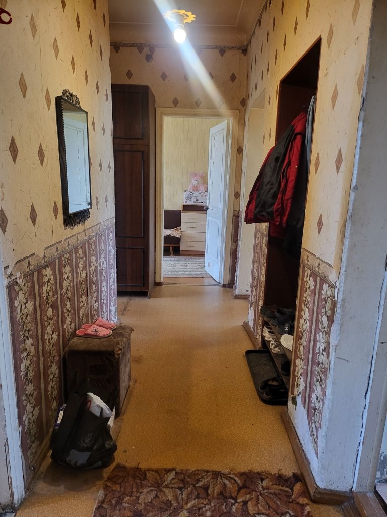 Продажа 3-комнатной квартиры, Кострома, Строительный проезд,  7