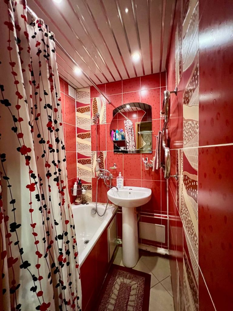 Продажа 2-комнатной квартиры, Дзержинск, Строителей ул,  15