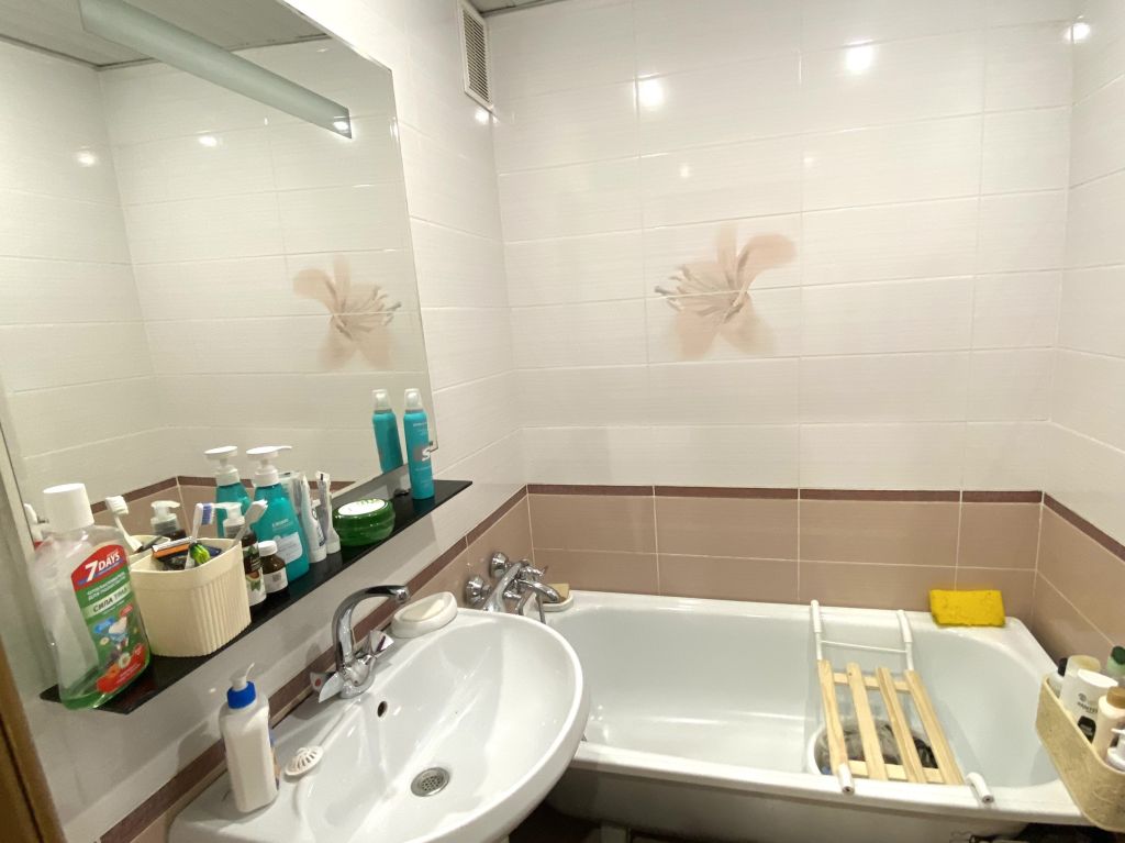 Продажа 3-комнатной квартиры, Нижний Новгород, Исполкома ул,  11