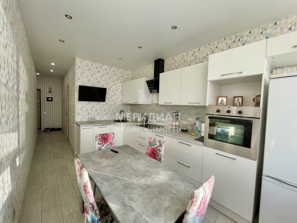 Продажа 2-комнатной квартиры, Нижний Новгород, Июльских Дней ул,  1/1