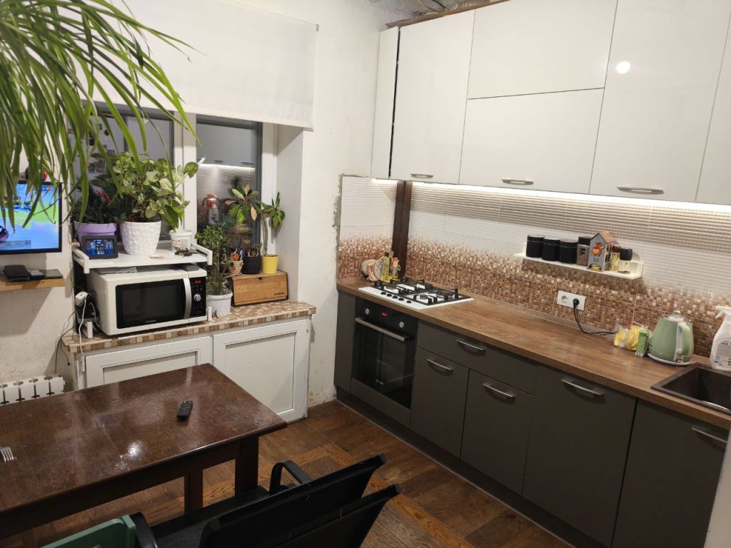 Продажа 2-комнатной квартиры, Нижний Новгород, Кирова пр-кт,  6