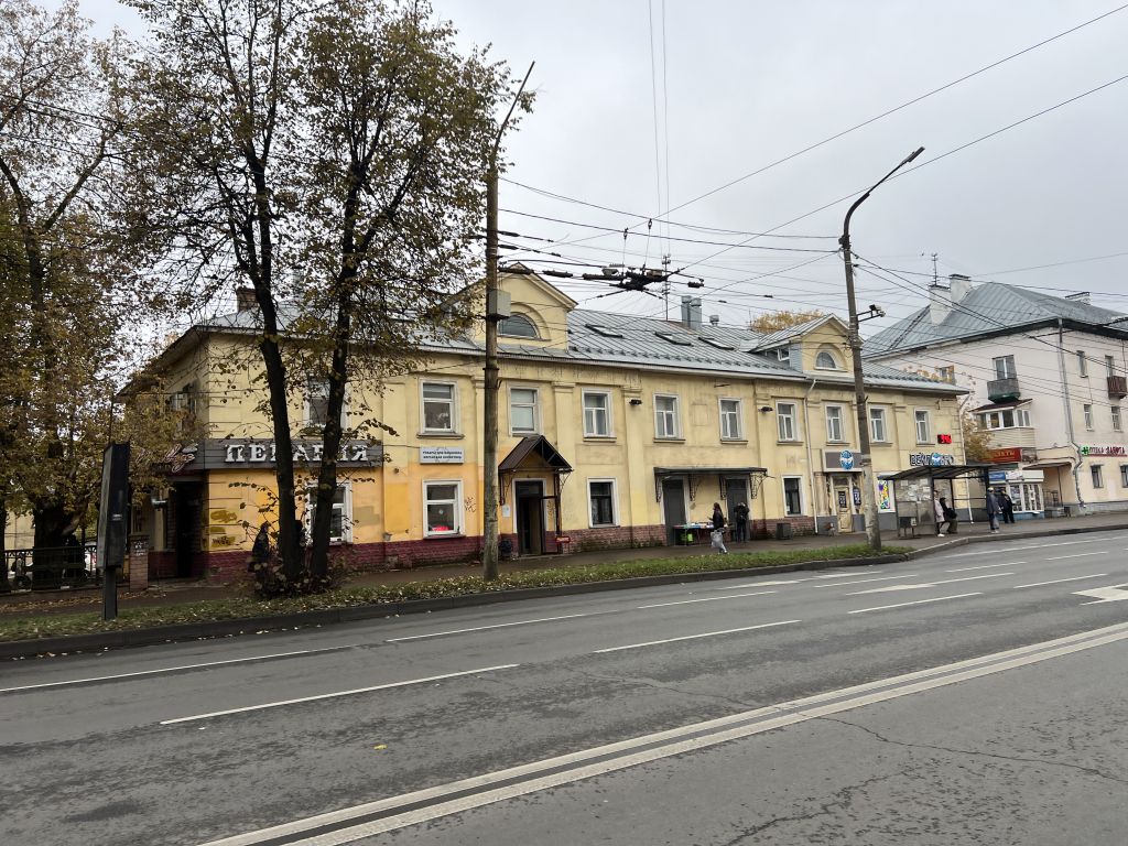 Продажа коммерческой недвижимости, 230м <sup>2</sup>, Кострома, Советская ул,  132
