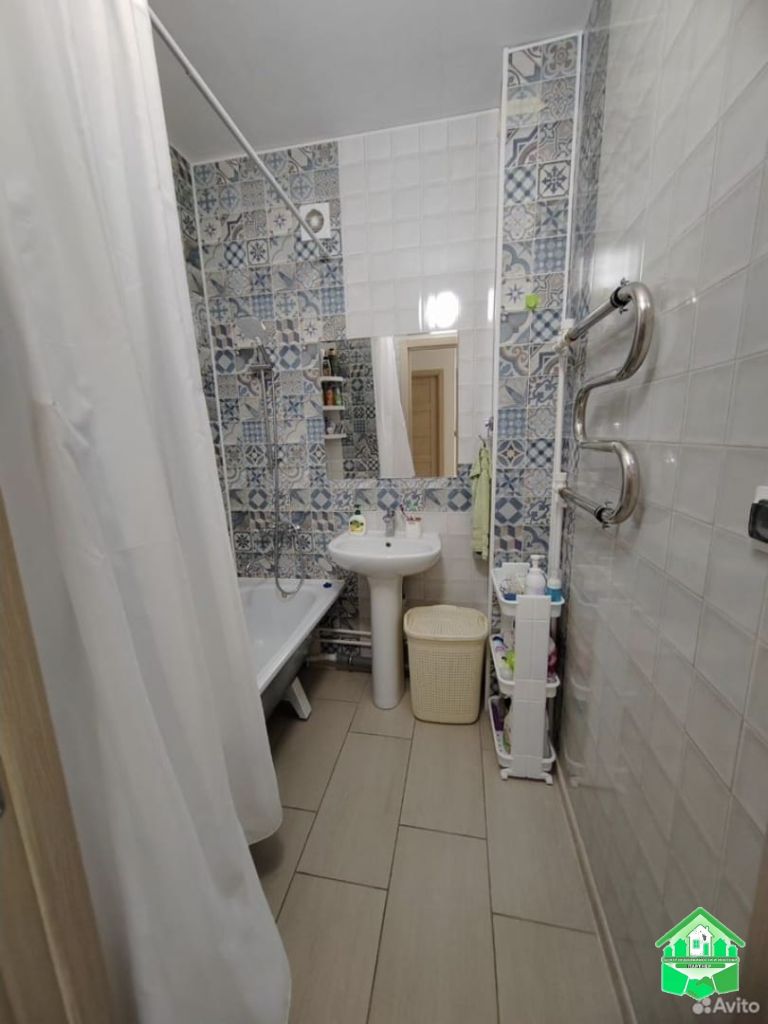 Продажа 2-комнатной квартиры, Красный Бор, Большая Заозерная ул,  33