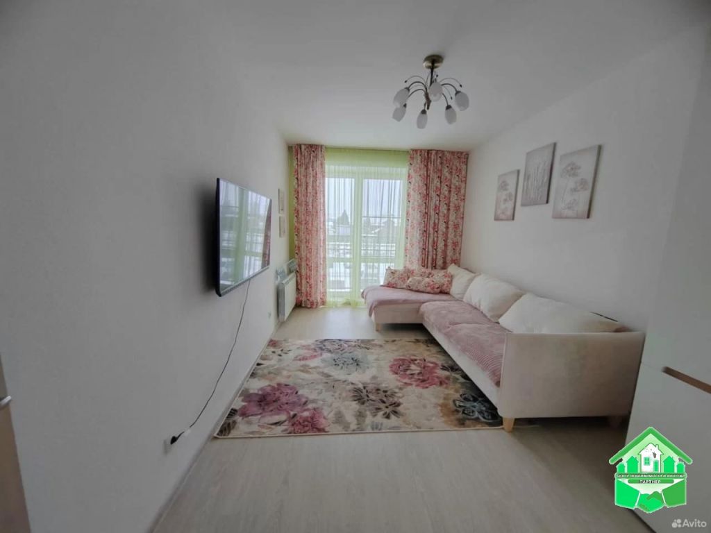 Продажа 2-комнатной квартиры, Красный Бор, Большая Заозерная ул,  33