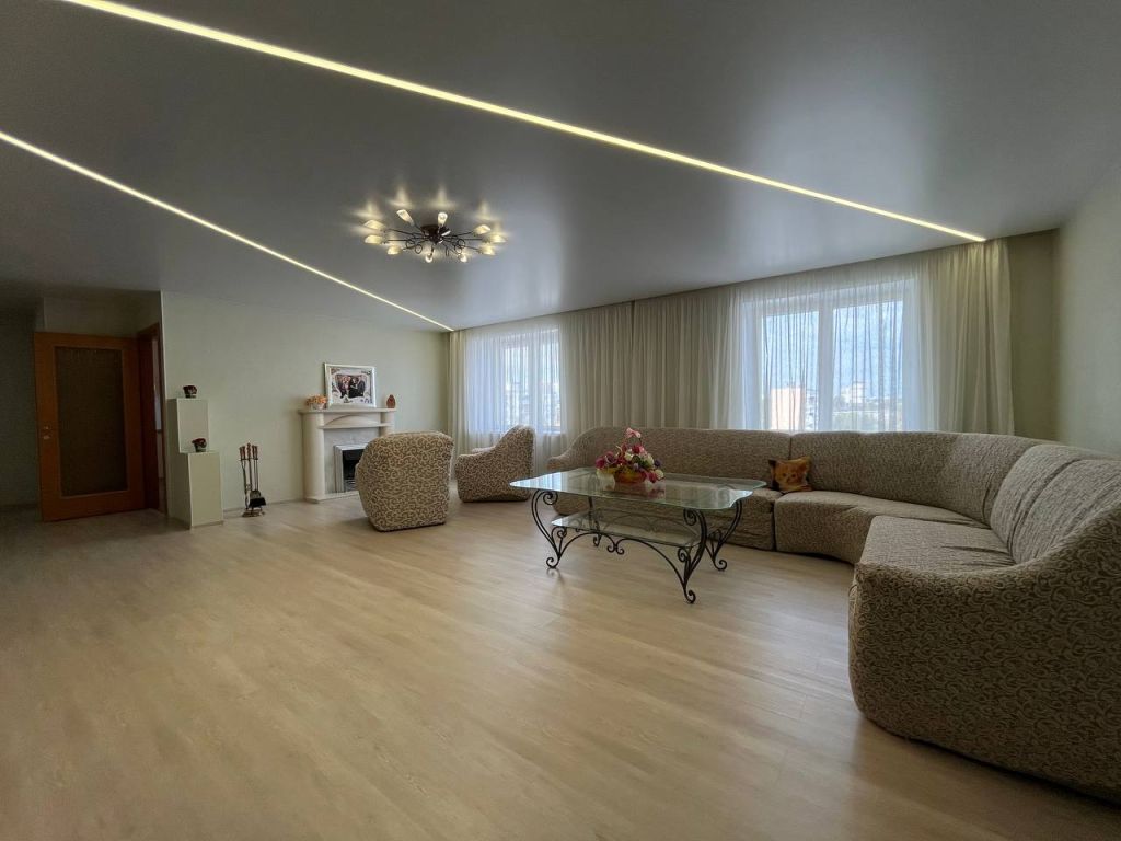 Продажа 3-комнатной квартиры, Пенза, Суворова ул,  143а