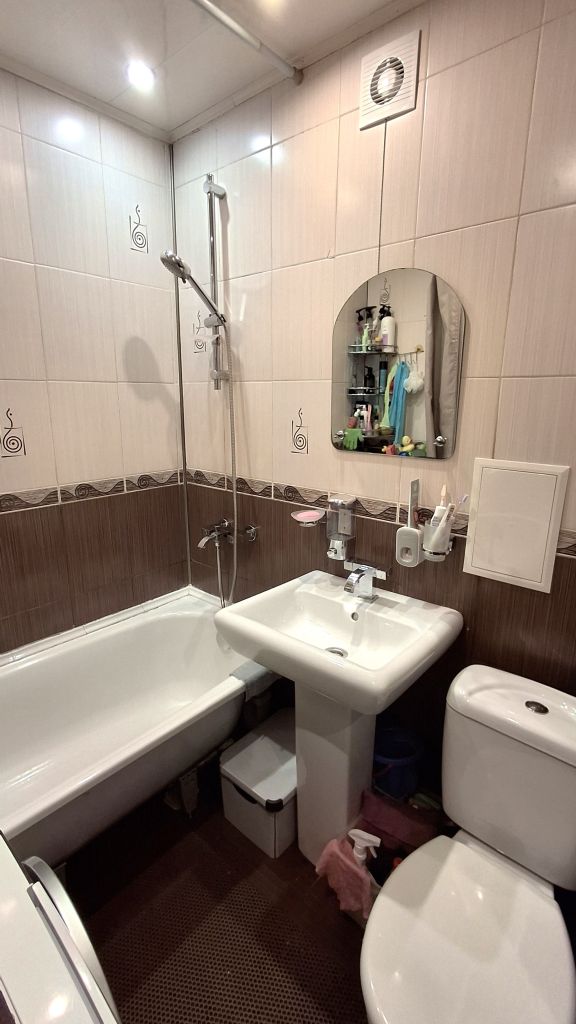 Продажа 1-комнатной квартиры, Нижний Новгород, Сазанова ул,  4