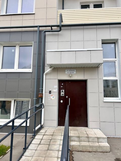 Продажа 1-комнатной квартиры, Тверь, Гусева б-р,  57