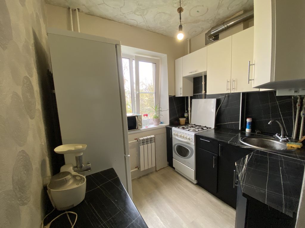 Продажа 2-комнатной квартиры, Нижний Новгород, Спутника ул,  14