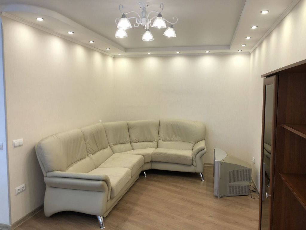 Продажа 2-комнатной квартиры, Саратов, Мичурина ул,  18/68