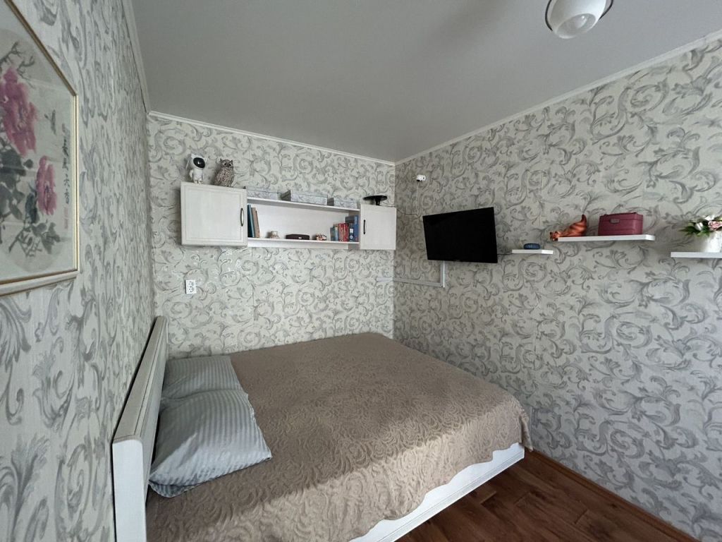 Продажа 2-комнатной квартиры, Саратов, Чапаева ул,  11/13