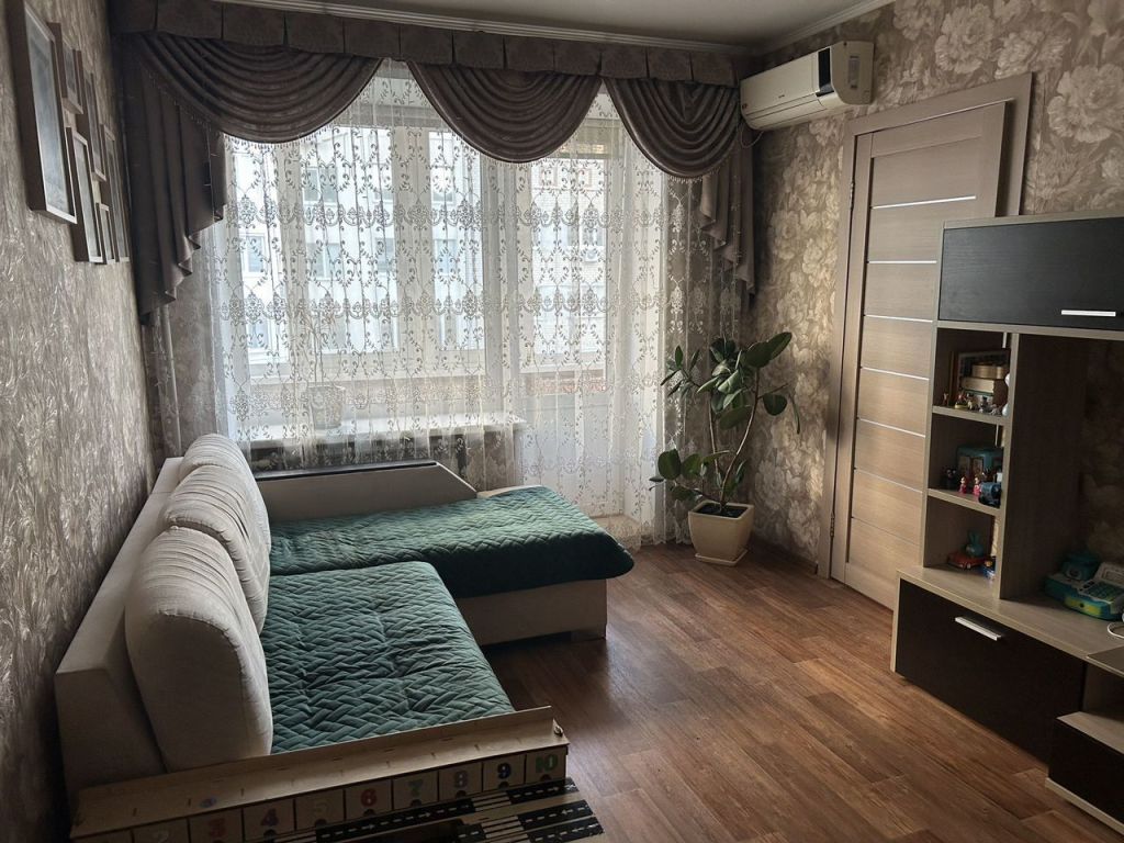 Продажа 2-комнатной квартиры, Саратов, Чапаева ул,  11/13