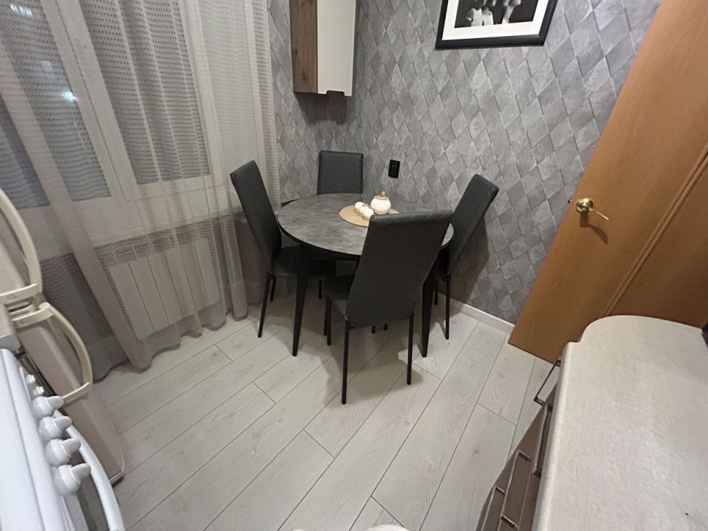 Продажа 2-комнатной квартиры, Саратов, Чапаева ул,  11/13