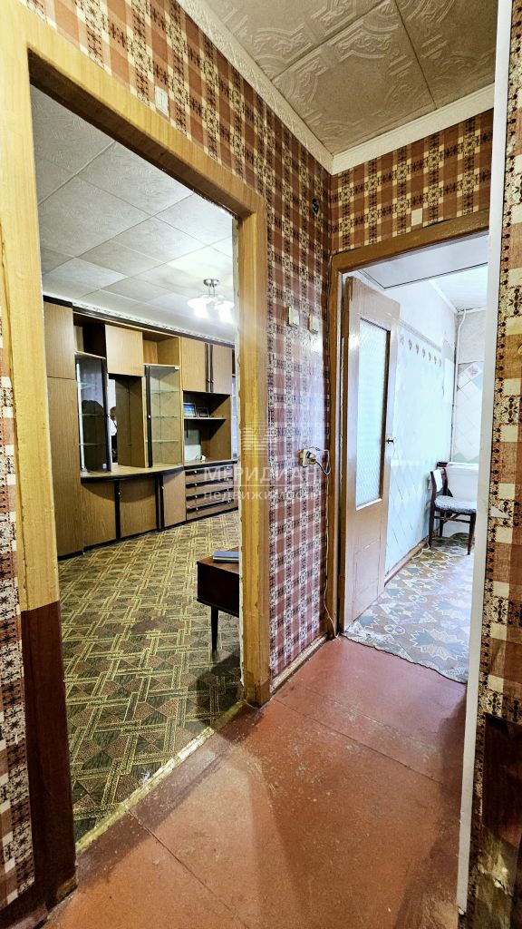 Продажа 1-комнатной квартиры, Октябрьский, Победы,  10