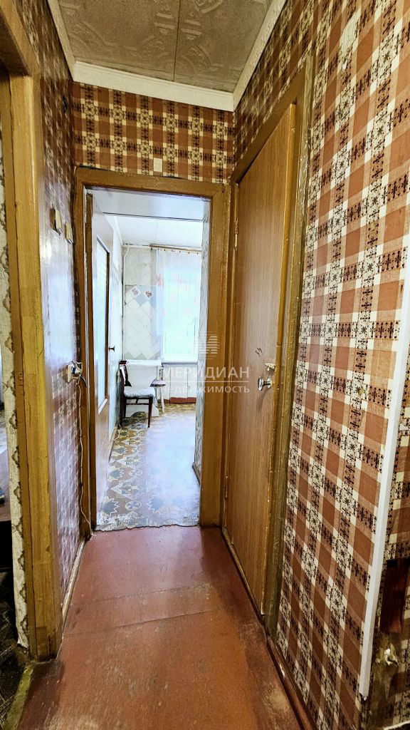 Продажа 1-комнатной квартиры, Октябрьский, Победы,  10