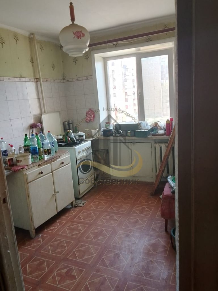 Продажа 3-комнатной квартиры, Старый Оскол, Молодогвардеец мкр,  17