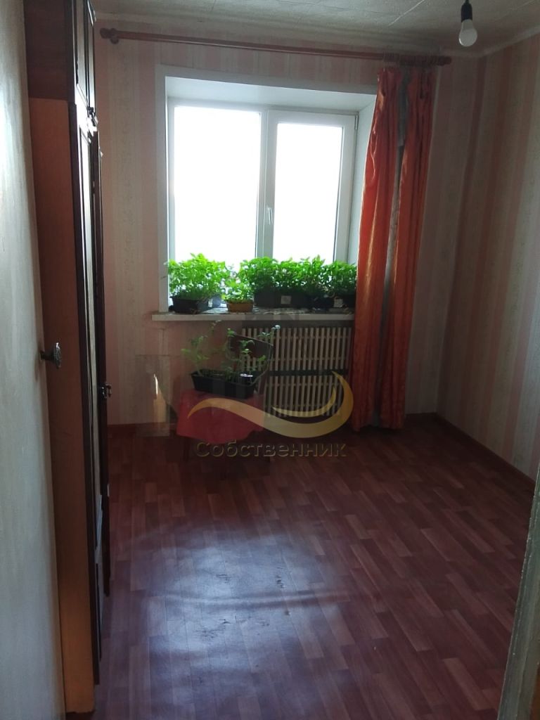 Продажа 3-комнатной квартиры, Старый Оскол, Молодогвардеец мкр,  17