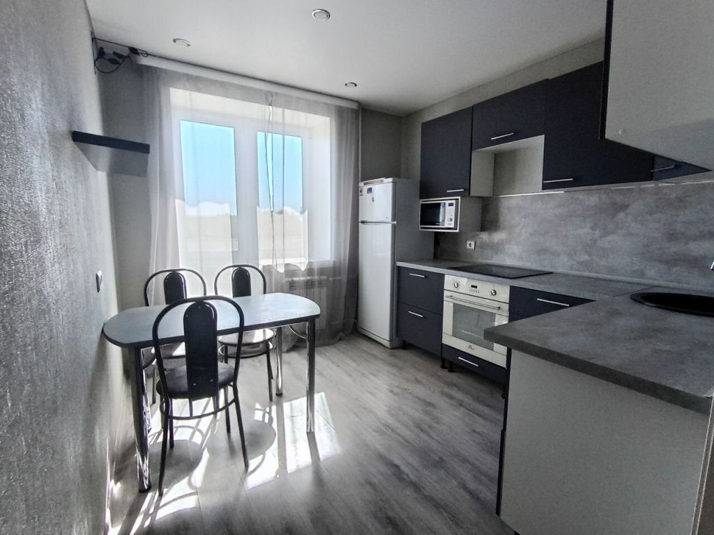 Продажа 1-комнатной квартиры, Саратов, Энтузиастов пр-кт,  61в