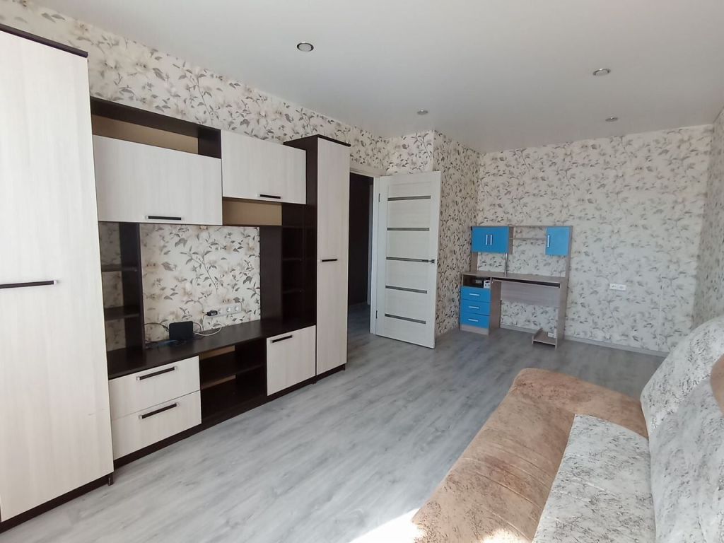 Продажа 1-комнатной квартиры, Саратов, Энтузиастов пр-кт,  61в