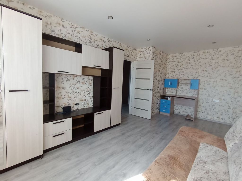 Продажа 1-комнатной квартиры, Саратов, Энтузиастов пр-кт,  61в