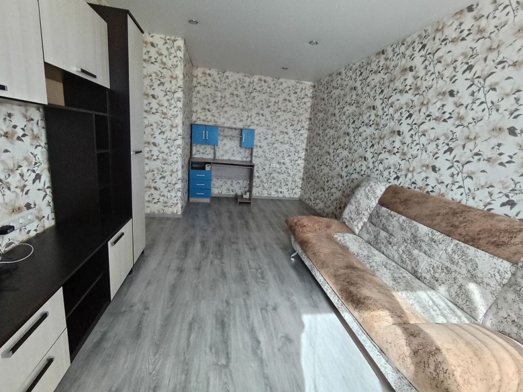 Продажа 1-комнатной квартиры, Саратов, Энтузиастов пр-кт,  61в