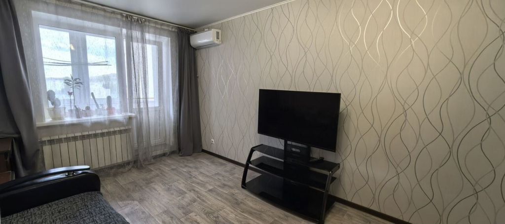 Продажа 1-комнатной квартиры, Саратов, Омская ул,  19а