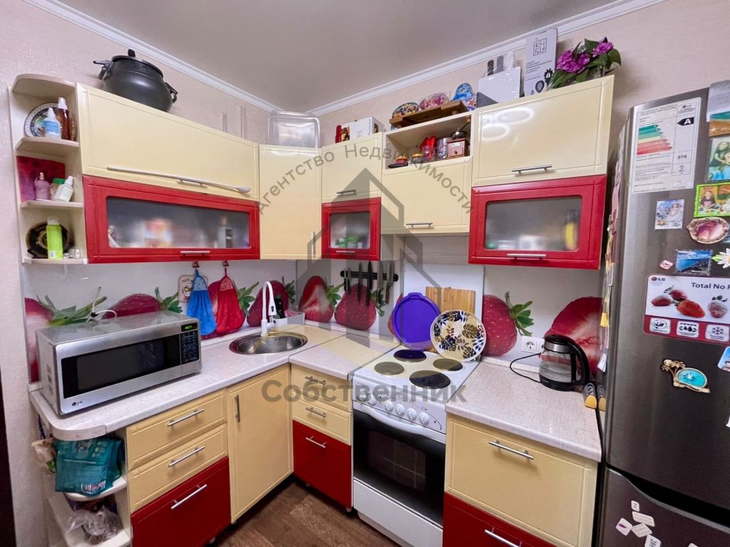 Продажа 2-комнатной квартиры, Старый Оскол, Жукова мкр,  21