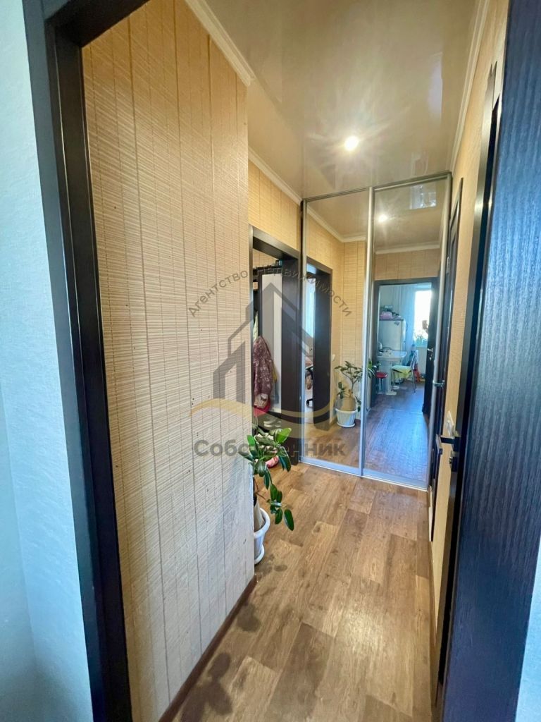 Продажа 2-комнатной квартиры, Старый Оскол, Жукова мкр,  21