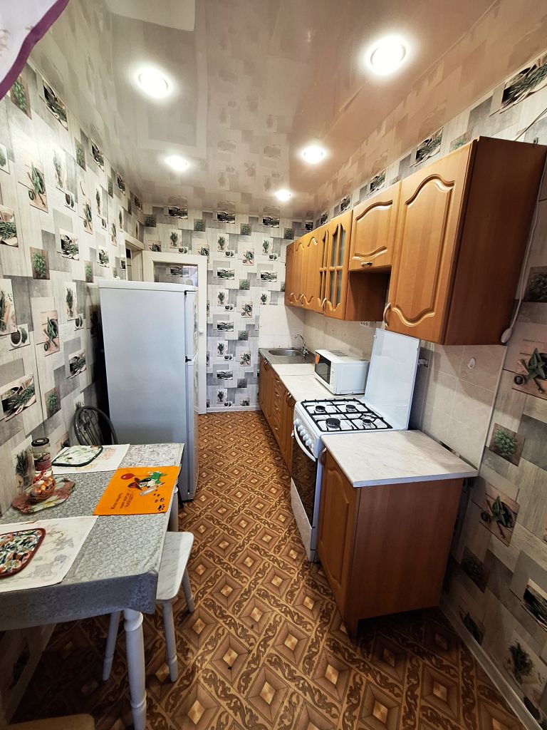 Продажа 1-комнатной квартиры, Нижний Новгород, Александра Люкина ул,  6