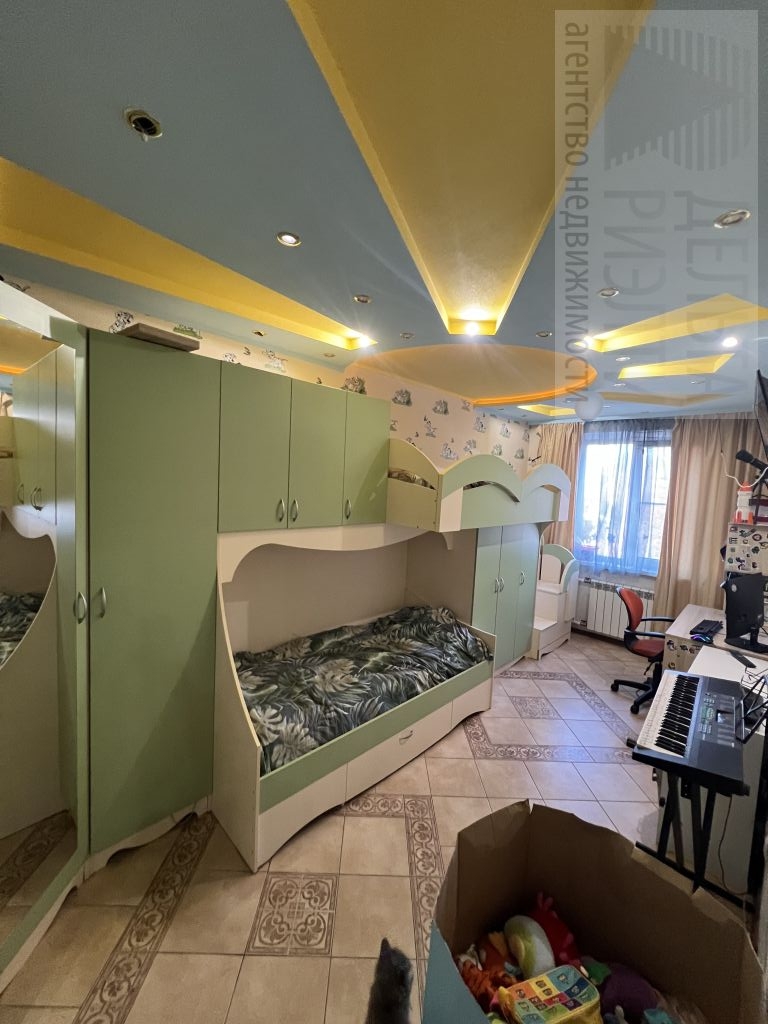 Продажа 4-комнатной квартиры, Кохма, Кочетовой ул,  53