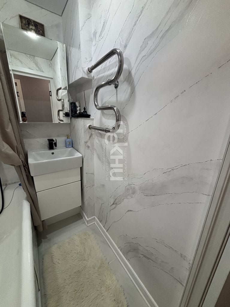 Продажа 2-комнатной квартиры, Нижний Новгород, Веденяпина ул,  15