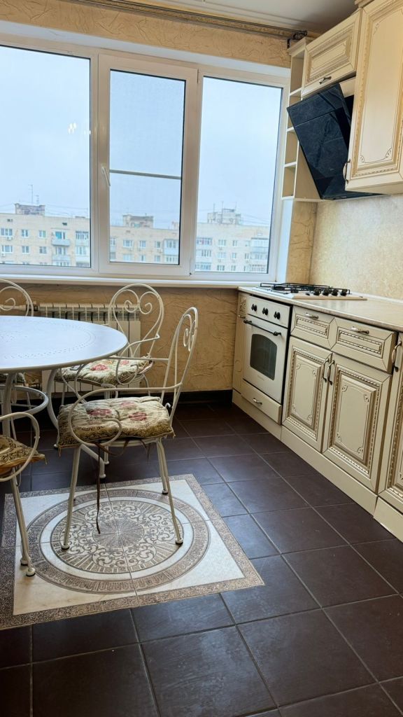 Продажа 3-комнатной квартиры, Ростов-на-Дону, Немировича-Данченко ул,  76/3