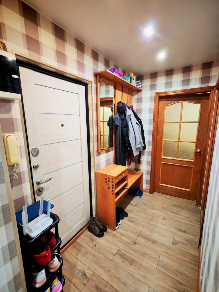 Продажа 2-комнатной квартиры, Нижний Новгород, Баренца ул,  1