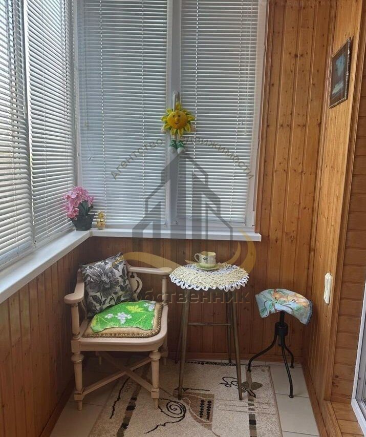 Аренда 1-комнатной квартиры, Старый Оскол, Космос мкр,  12