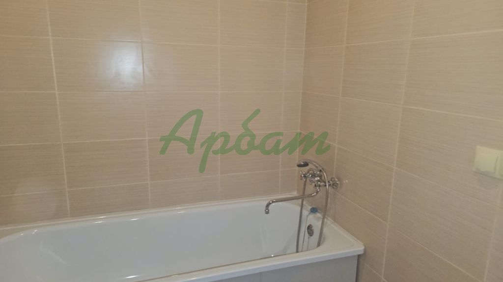 Продажа 2-комнатной квартиры, Мокшино, Полевая,  5