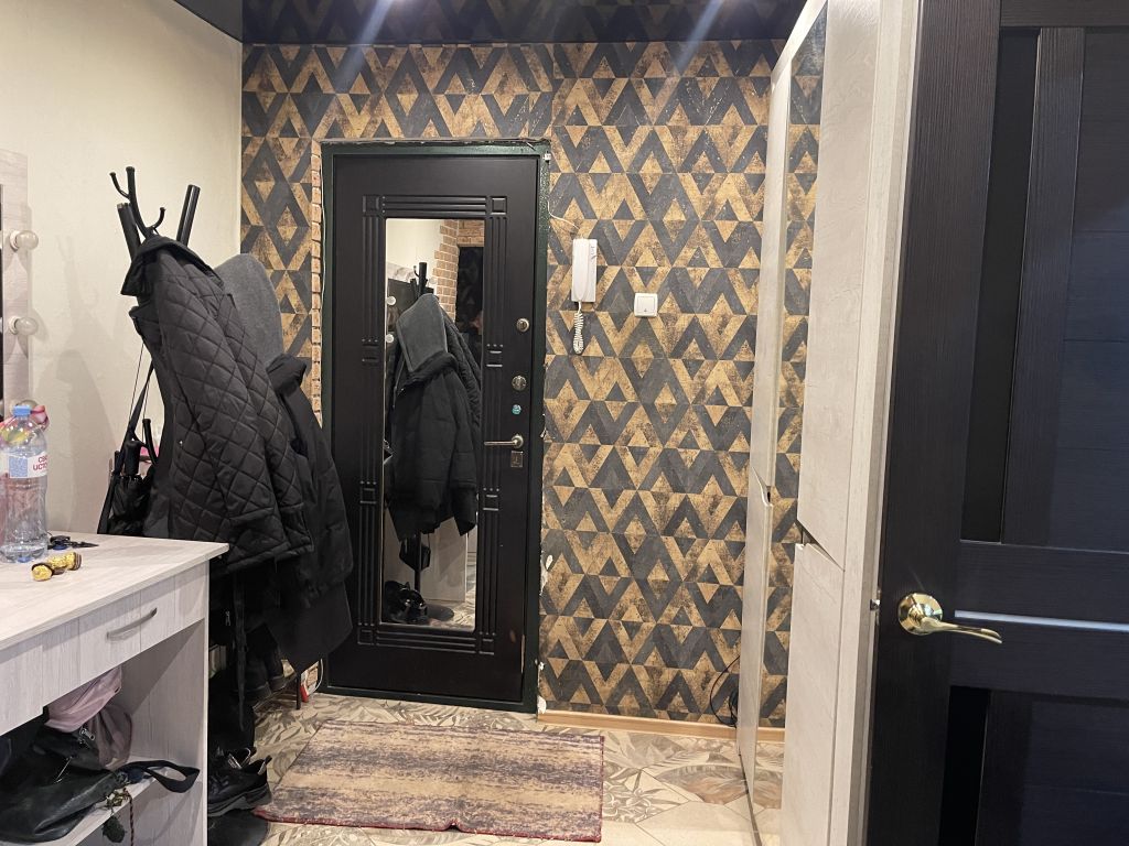 Продажа 3-комнатной квартиры, Балахна, Дзержинского пр-кт,  1/3