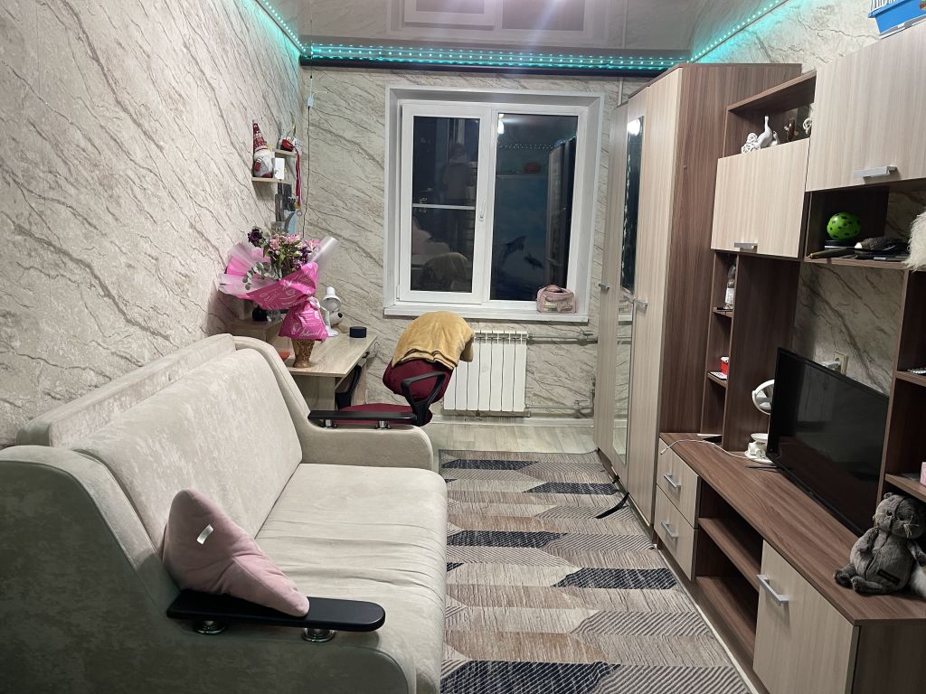 Продажа 3-комнатной квартиры, Балахна, Дзержинского пр-кт,  1/3