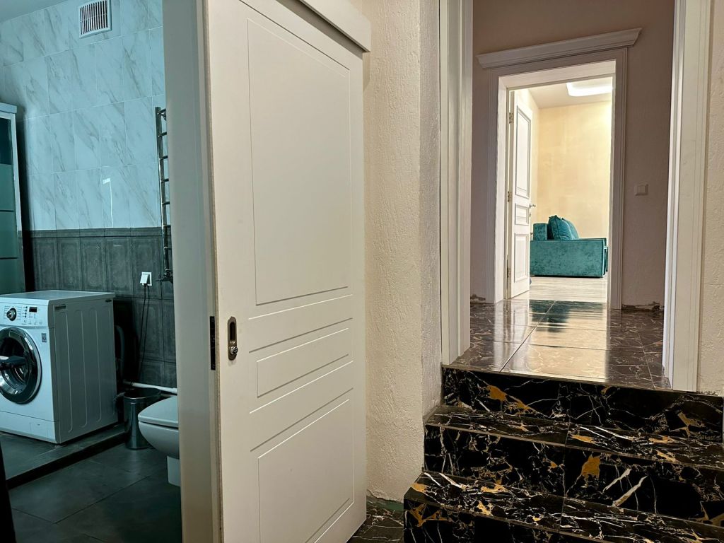 Продажа дома, 416м <sup>2</sup>, 15 сот., Ярославль, Родничиха ул,  46