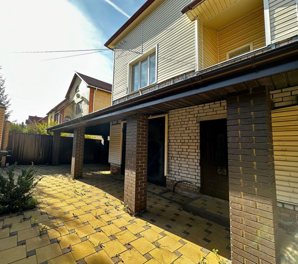 Продажа дома, 416м <sup>2</sup>, 15 сот., Ярославль, Родничиха ул,  46