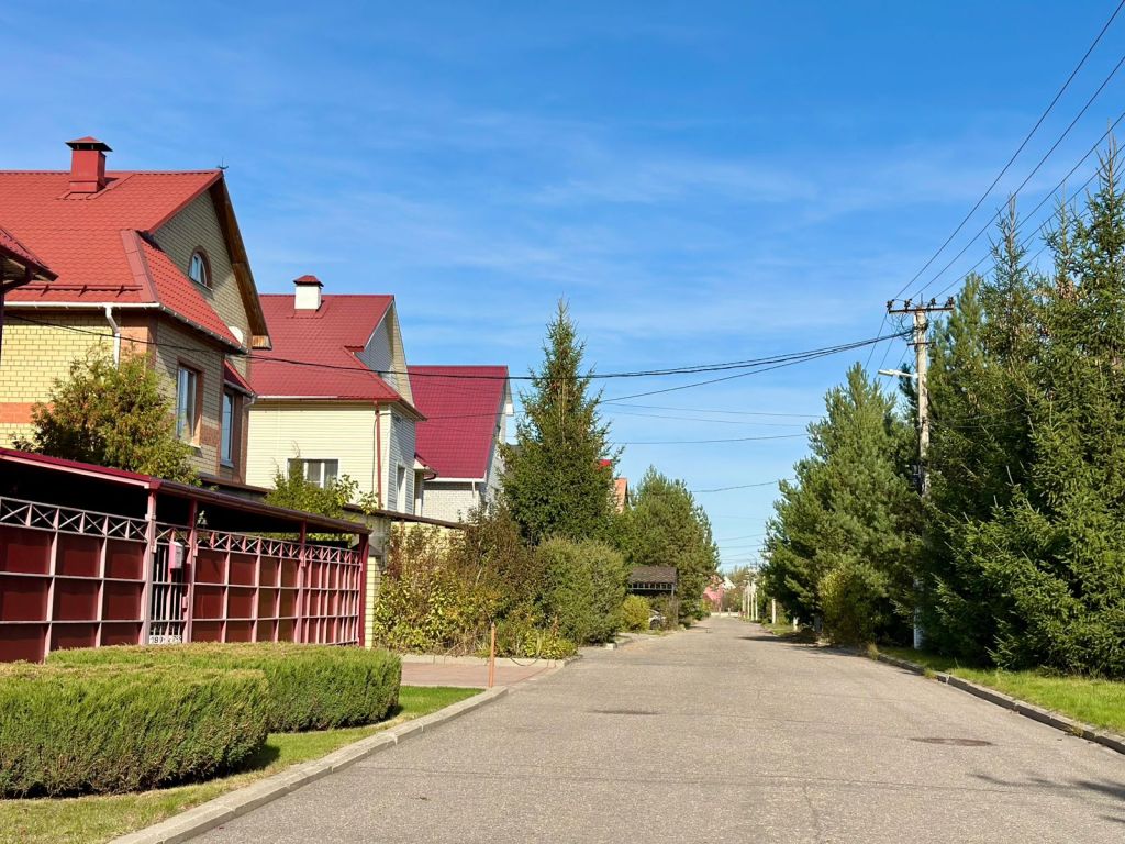 Продажа дома, 416м <sup>2</sup>, 15 сот., Ярославль, Родничиха ул,  46