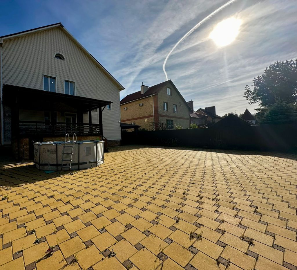 Продажа дома, 416м <sup>2</sup>, 15 сот., Ярославль, Родничиха ул,  46