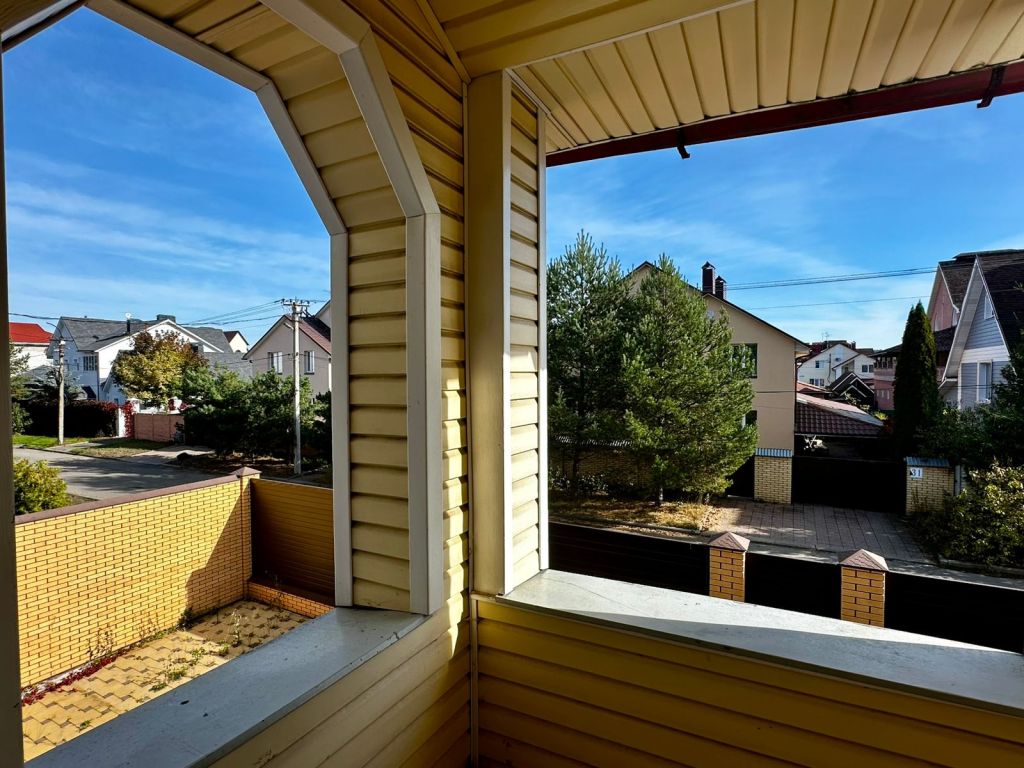 Продажа дома, 416м <sup>2</sup>, 15 сот., Ярославль, Родничиха ул,  46